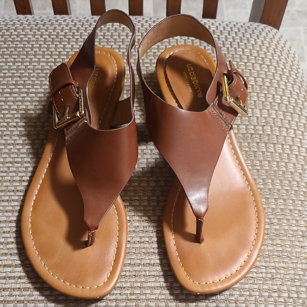 Liz Claiborne Tan Brown Leather Slingback Thong Sandals sz 7.5 Gold Accents Shoe
